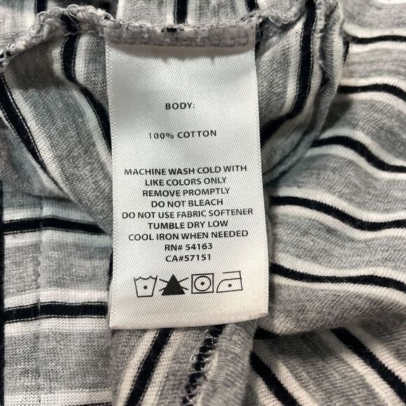 Calvin Klein Women’s Asymmetrical Stripped Shirt With Zipper Back Size Medium - Picture 12 of 14